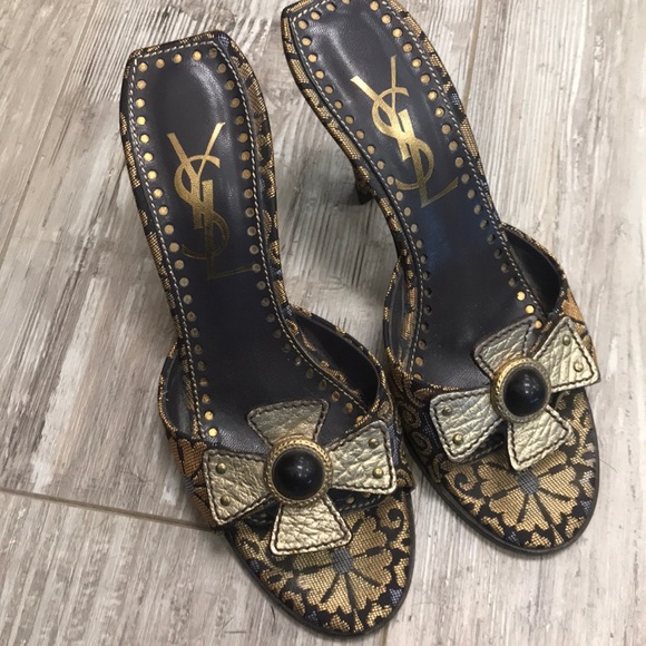 Yves Saint Laurent Shoes - Yves Saint Laurent sandals 6.5